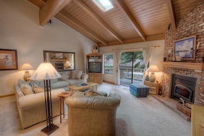 Condo, Multiple Beds, Private Pool, Pool View | Living area | TV, fireplace