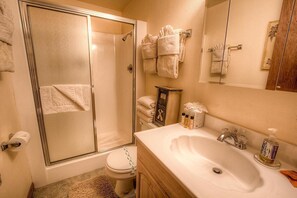 Condo, Multiple Beds, Private Pool, Pool View | Bathroom | Designer toiletries