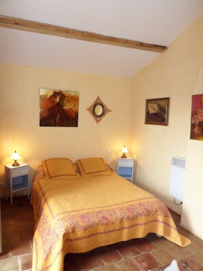 1 chambre, fer et planche Ă repasser, Wi-Fi gratuit