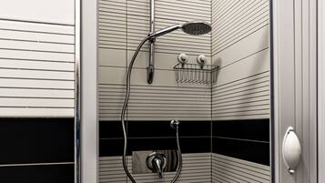 Suite monolocale Deluxe | Bagno | Set di cortesia gratuito, asciugacapelli, accappatoio, pantofole