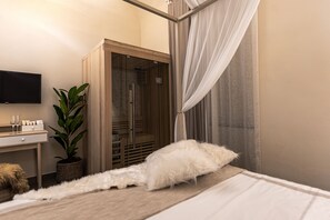 Premium bedding, desk, laptop workspace, blackout drapes - Terra Mia (Pompei)