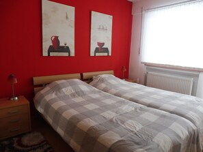 Comfort Apartment, Hill View, Mountainside (incl. cleaning fee 45 EUR) | Soundproofing, free cribs/infant beds, travel crib, rollaway beds - Villa Althaus (Medebach)