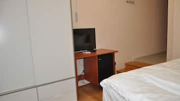 Family Room, Multiple Beds