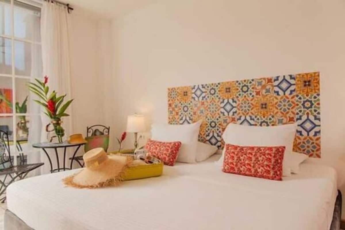 Superior kamer, 1 kingsize bed | 1 slaapkamer, een kluis op de kamer, geluiddichte muren, beddengoed