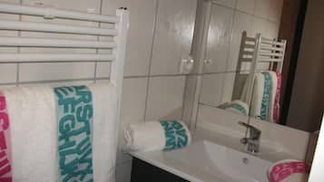Cottage, Ensuite (de Charme Chez Christine) | Bathroom