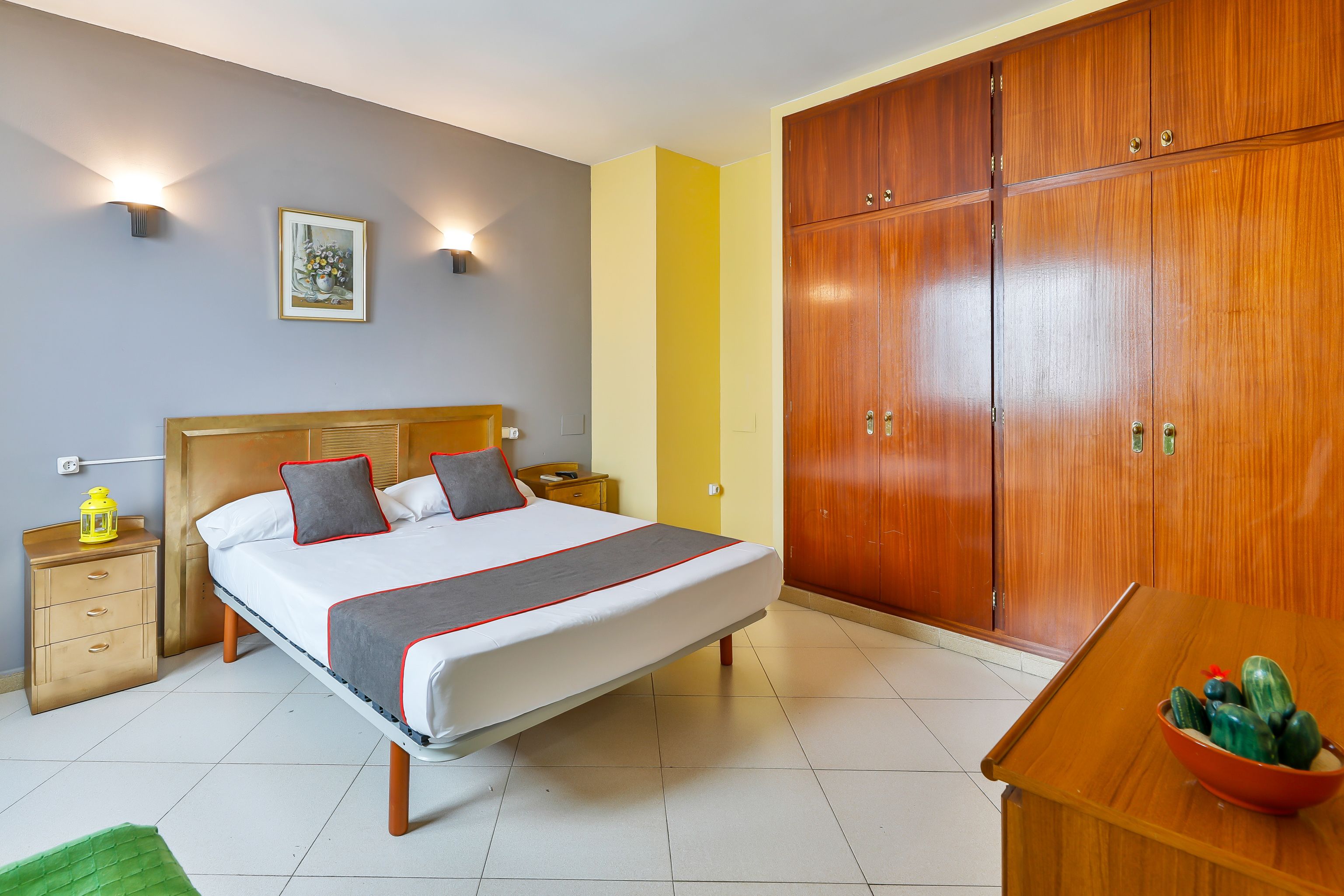 Double Room, 1 Double Bed | In-room safe, desk, free WiFi, bed sheets