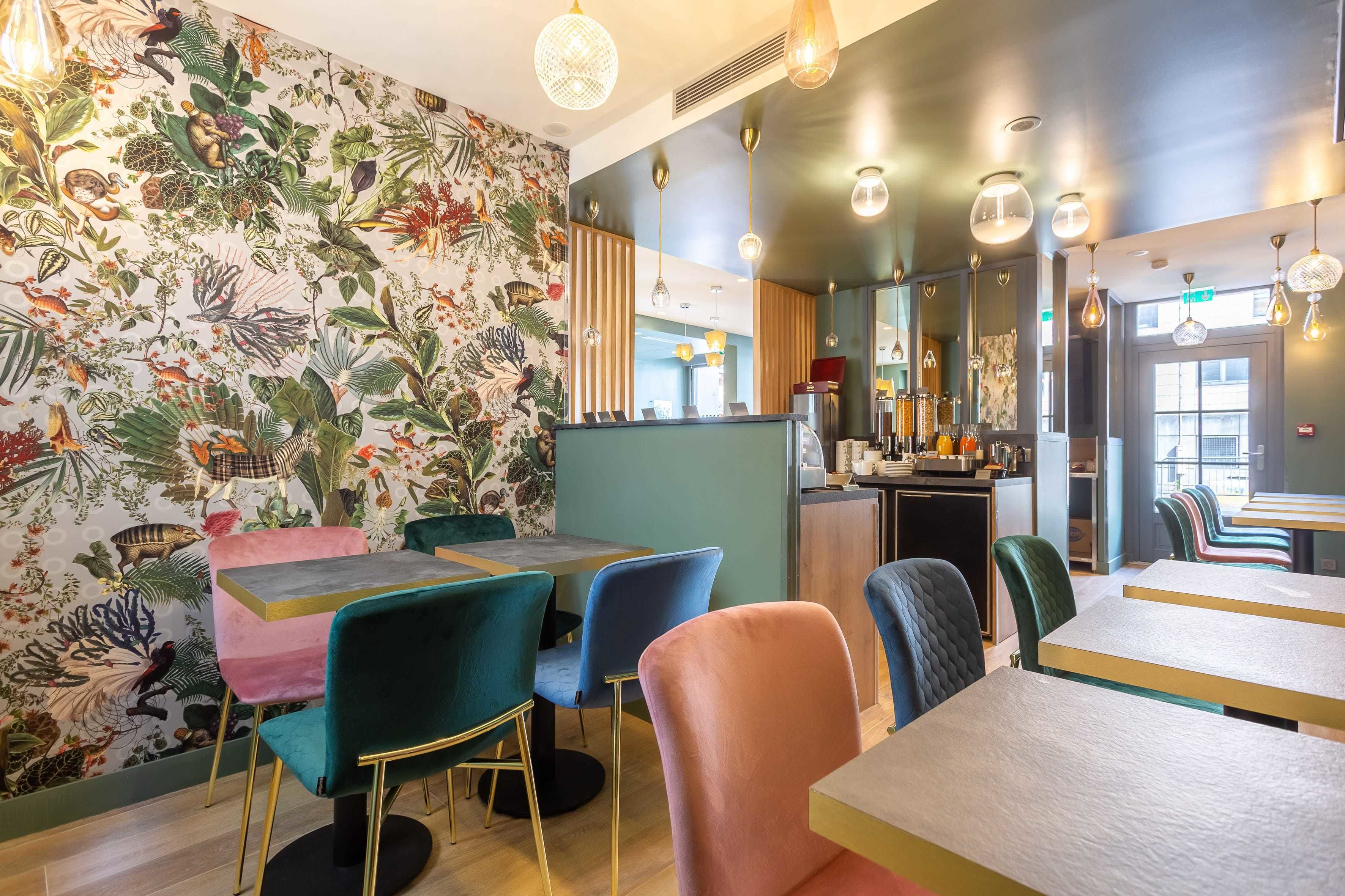 Komplett frokost hver dag (EUR 16 per person)