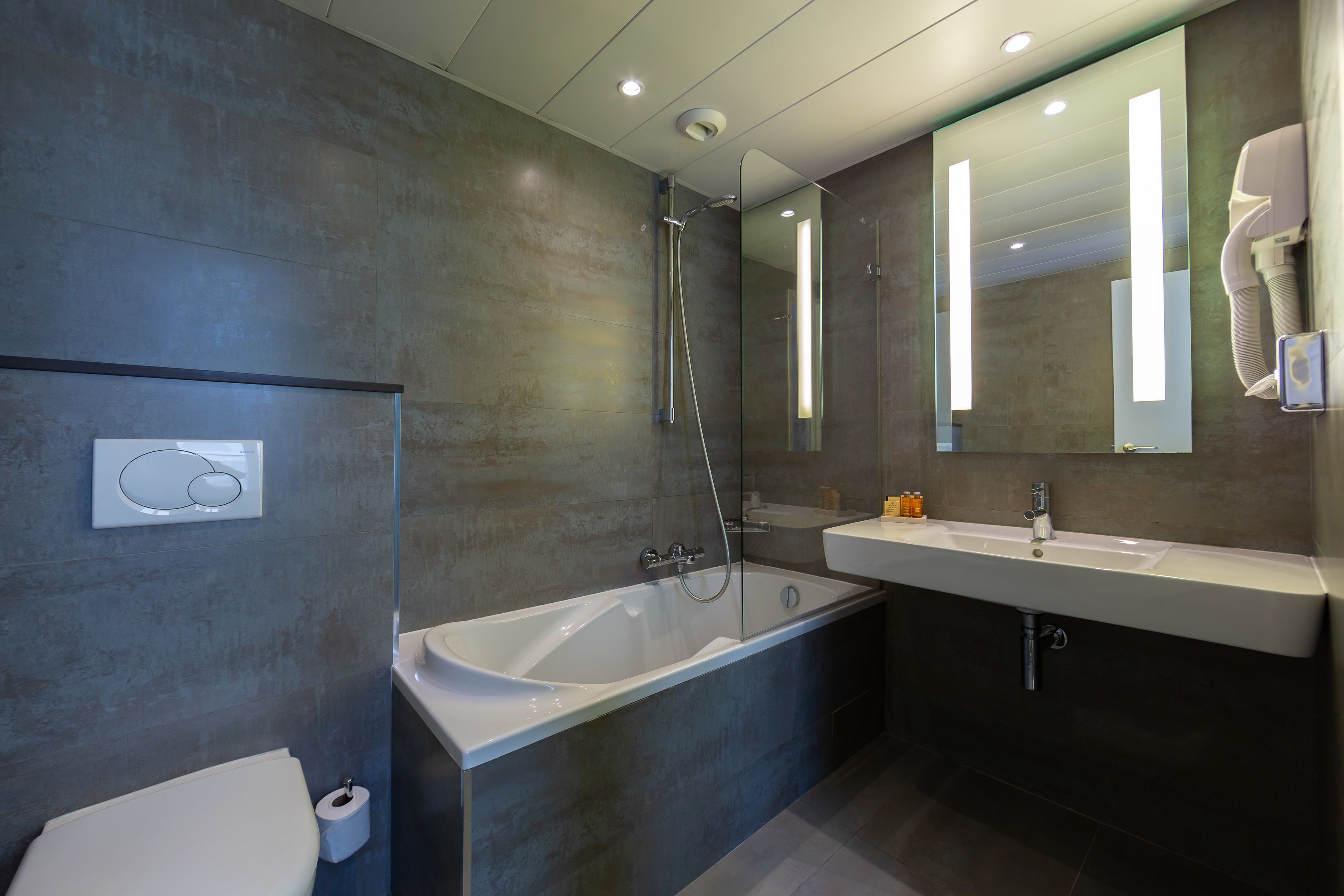 triple room | bathroom | hair dryer, towels