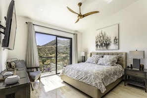 5 bedrooms, in-room safe, desk, iron/ironing board