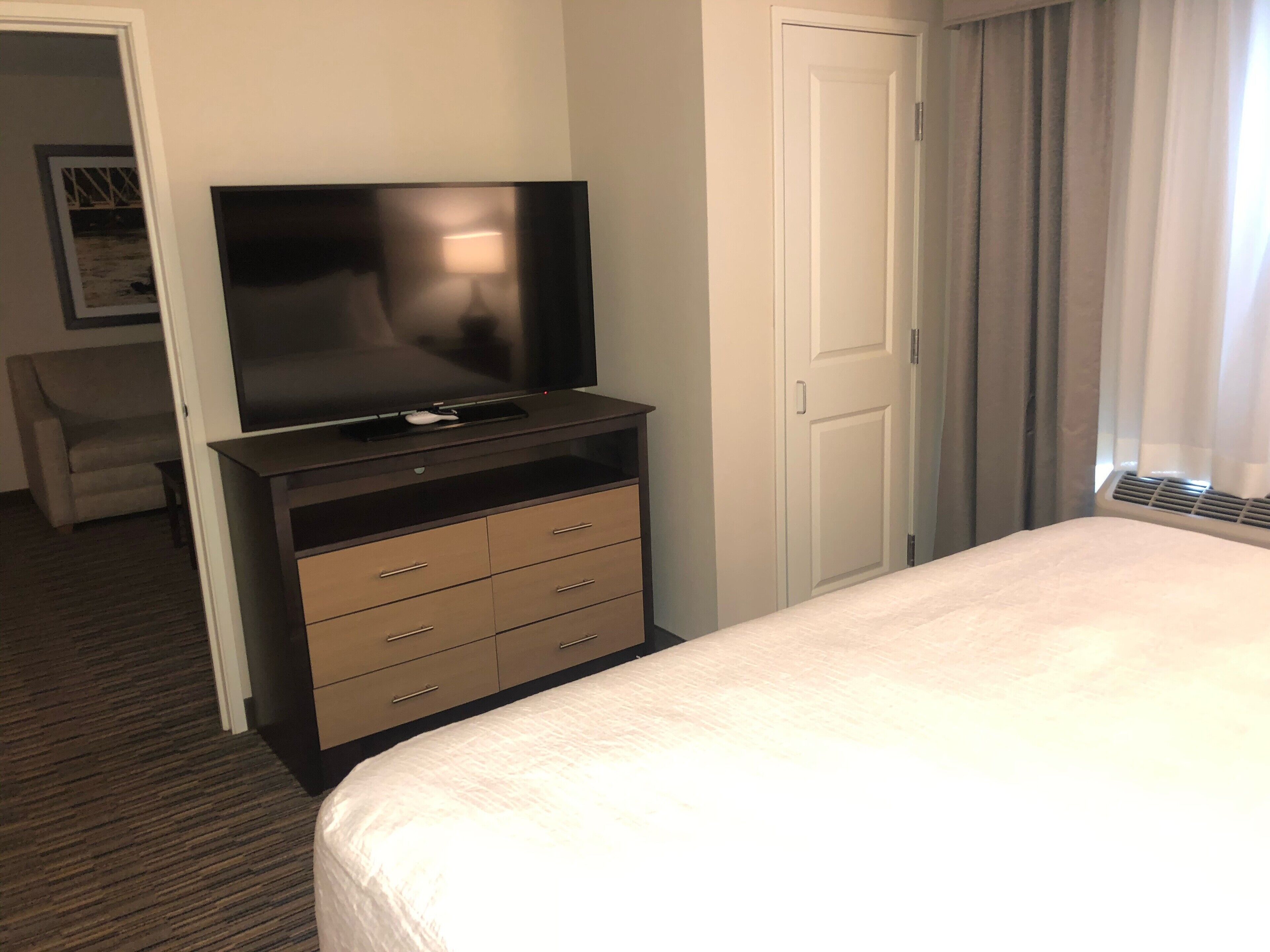 1 bedroom, desk, laptop workspace, blackout curtains