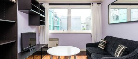 Appartement, 1 tweepersoonsbed | Woonkamer | Een flatscreentelevisie en Netflix