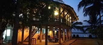 Seth Dev Lagoon Chalets Kalpitiya