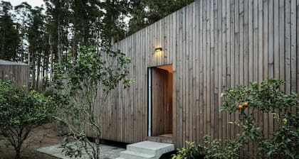 Sete Cidades Lake Lodge