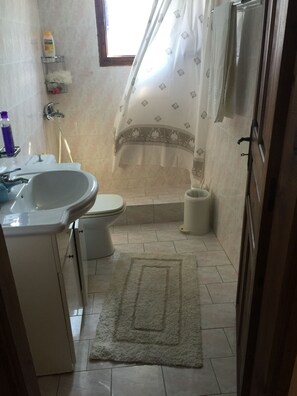 Villa, Ocean View | Bathroom | Shower, hair dryer, towels, soap
