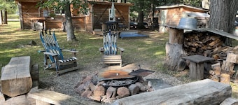 WI Dells- full Rec lake,swim,boat,ski,UTV,fish,BBQ,Private,sauna,fire pit,hiking