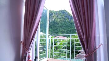 Egyptian cotton sheets, premium bedding, down duvets