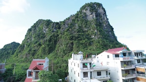 View from room - Queen Ponaland Homestay (Phong Nha)