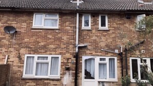 Front of property - Charimore Relaxation House (London)