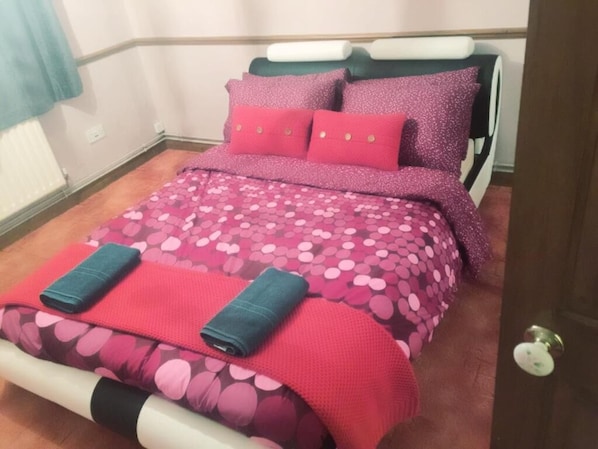 In-room safe, iron/ironing board, free WiFi