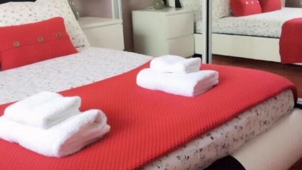 In-room safe, iron/ironing board, WiFi (free) - McLeod House (London)