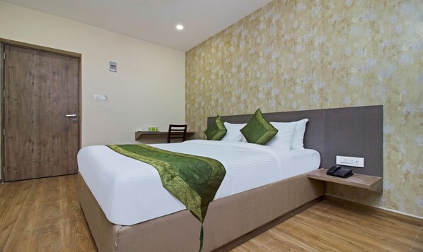 Iron/ironing board, rollaway beds, free WiFi, bed sheets