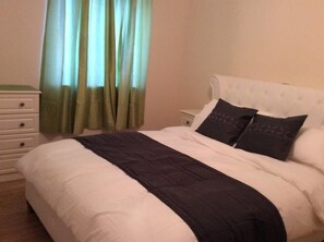Apartment, 2 Bedrooms | Iron/ironing board, free WiFi, bed sheets