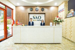 Front of property - Khach San Sao (Hanoi)