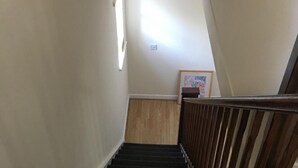 Interior - Congleton Grove Vacation House (London)