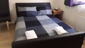 Room - Congleton Grove Vacation House (London)