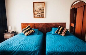 Free WiFi, bed sheets