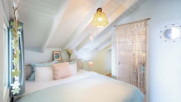 15 chambres, fer et planche à repasser, Wi-Fi, draps fournis