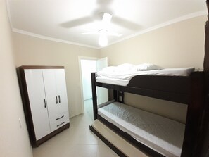 2 bedrooms, free WiFi - 228, Budget apartment with 2 bedrooms (Bombas)