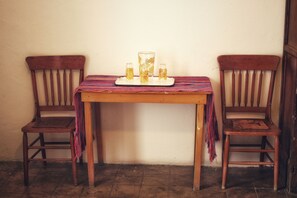 Unclassified image, 5 of 36, button - La Frontera Hostel (Barrio del Peñasco)