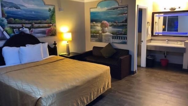 Room - Mesa Motel (Costa Mesa)