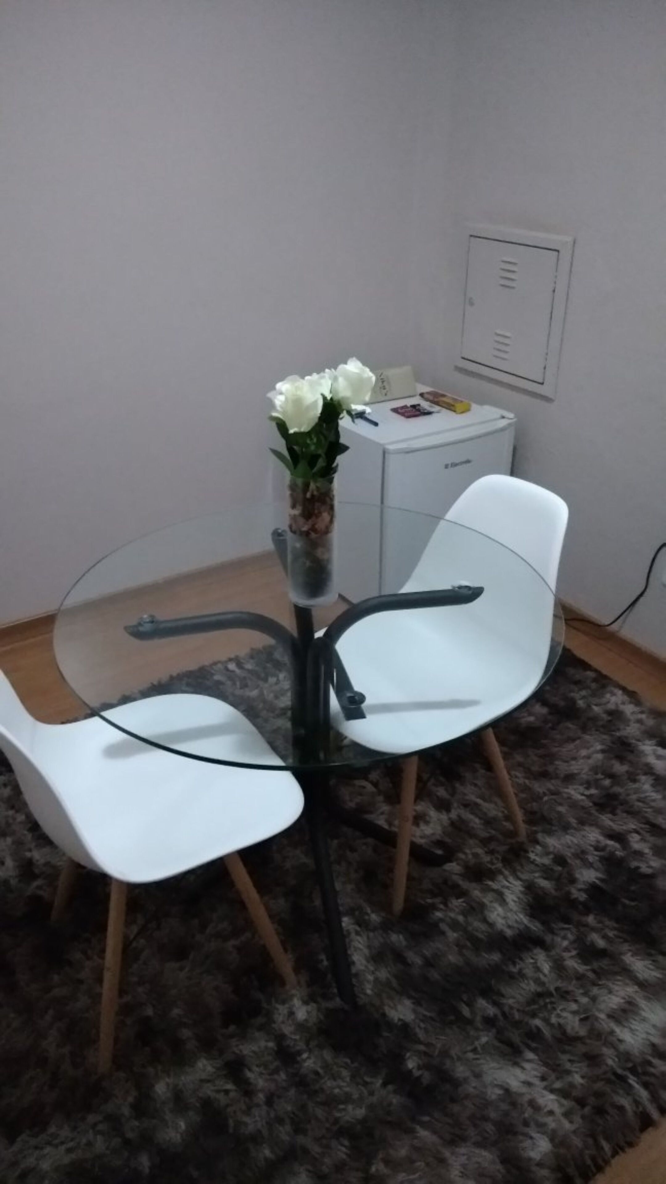 minibar, desk, free wifi, bed sheets