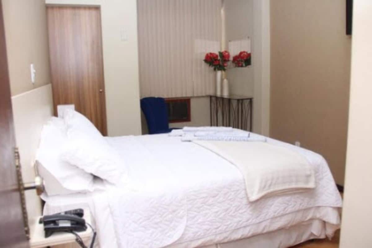 minibar, desk, free wifi, bed sheets