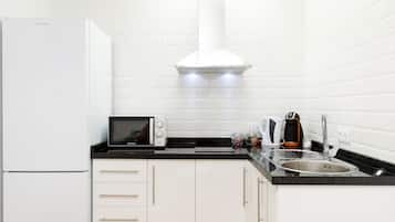 Fridge, microwave, stovetop, electric kettle