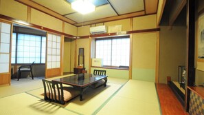 Interior - Izumiso <gifu Gero City> (Gero)