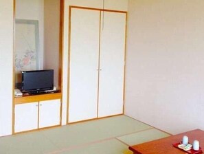 Room - Kitaura Horai Onsen Tsururun Spa & Inn (Namegata)