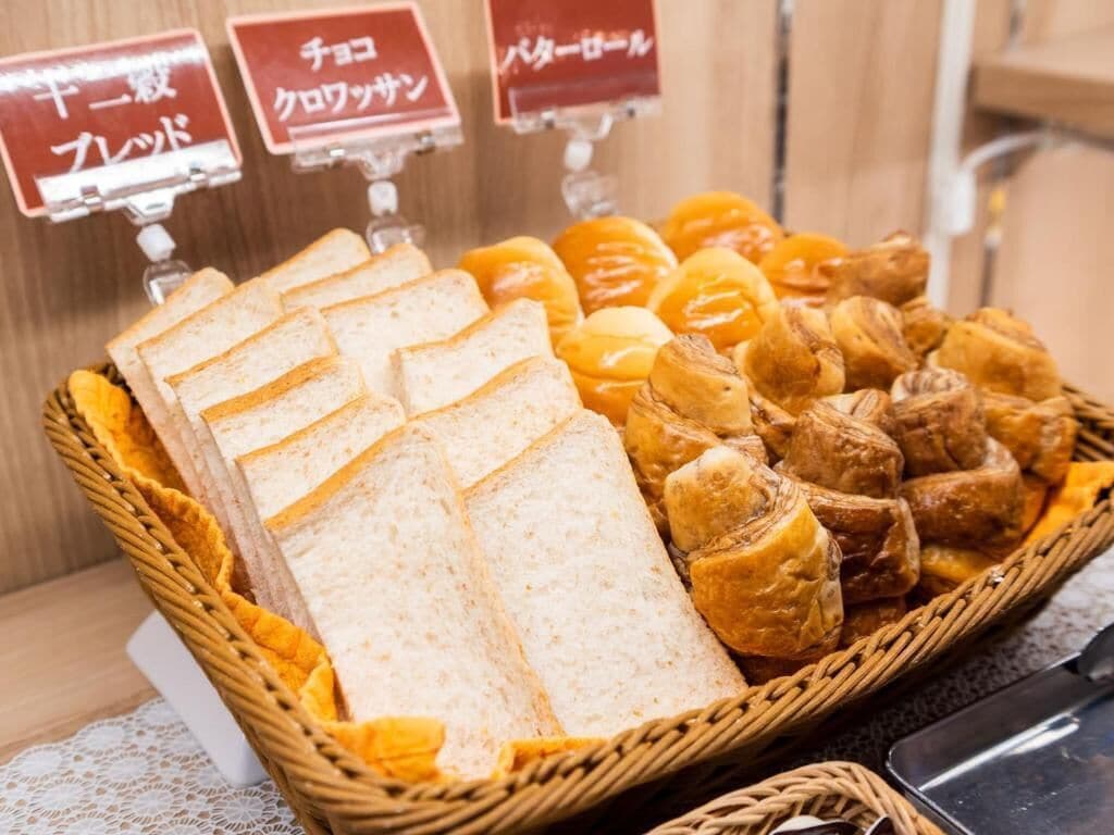 朝食ビュッフェ