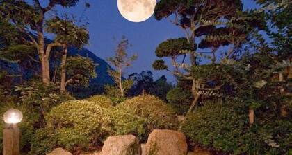 Yuno Onsen Hozanen