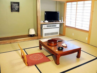 Akita Geijutsu Mura Onsen Yupopo