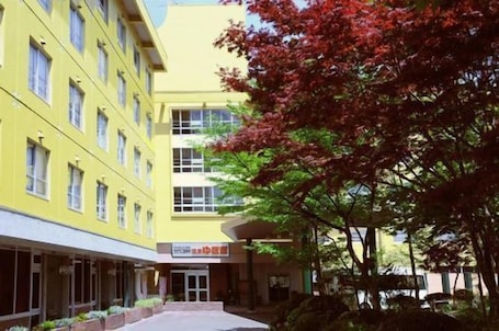 Exterior. Akita Geijutsu Mura Onsen Yupopo