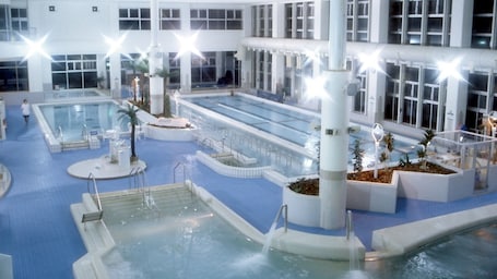 Pool. Bade Park Avance Fukuchi