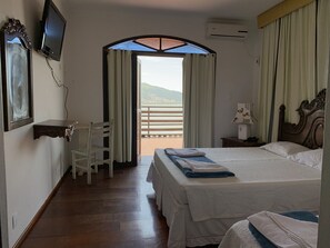 Minibar, free WiFi, bed sheets - Hotel Pousada Edelweiss (Florianópolis)