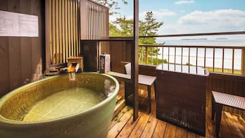 Standard Room, Non Smoking, Ocean View | Bathroom | Separate tub and shower, spring water tub, free toiletries, hair dryer