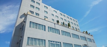 New Grand Hotel