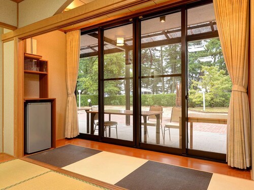 Biwako Resort Shirahamaso