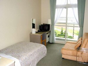 Room - Sea Youth Lion (Kashiwazaki)