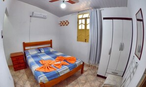 Basic Room, 1 Double Bed | Soundproofing, free WiFi, bed sheets - Pousada e Hostel Chapada Suítes (Lençóis)
